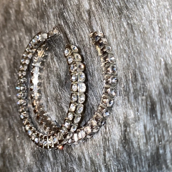 Faux bling rhinestone fashion hoops earrings - Picture 3 of 12